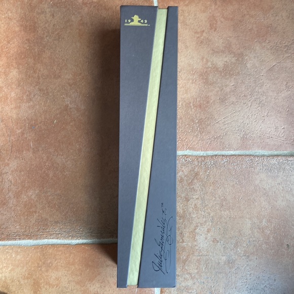 Don Julio 1942 Gift Box & Empty Bottle - Picture 7 of 10